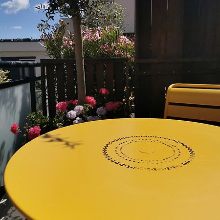 Hotel De La Plage Сет Экстерьер фото