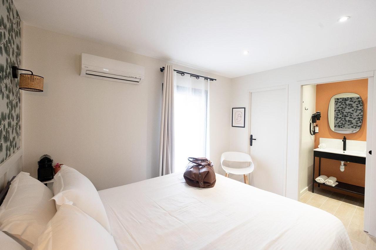 Hotel De La Plage Сет Экстерьер фото